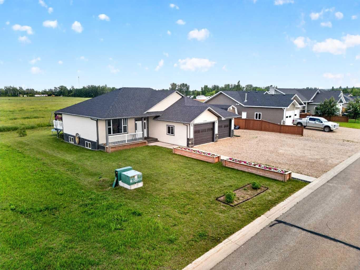 Property Photo:  10705 110 Street  AB T0H 2H0 