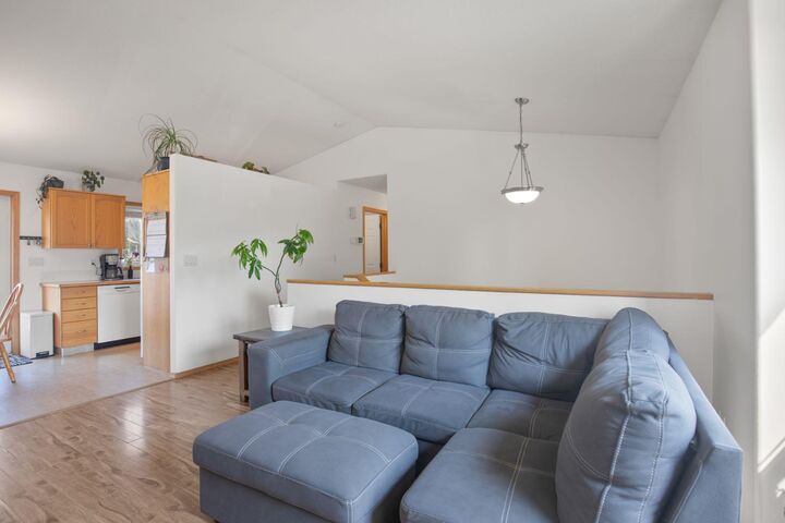 Property Photo: 32 Kendrew Drive AB T4P 3V2