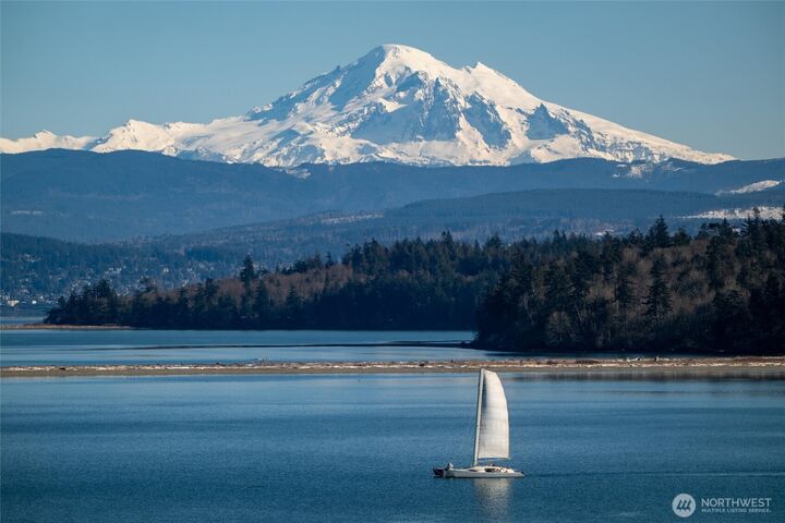 Property Photo: 1822 Seacrest Drive WA 98262