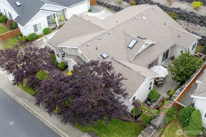 Property Photo:  5306  58th Avenue Ct W  WA 98467 