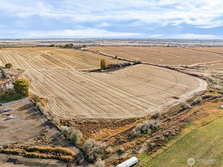 Property Photo:  0  Nka Hawk 4 Lane  WA 99326 