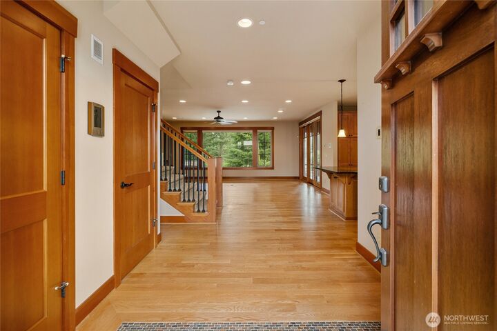 Property Photo:  112  Cake Box Lane  WA 98922 