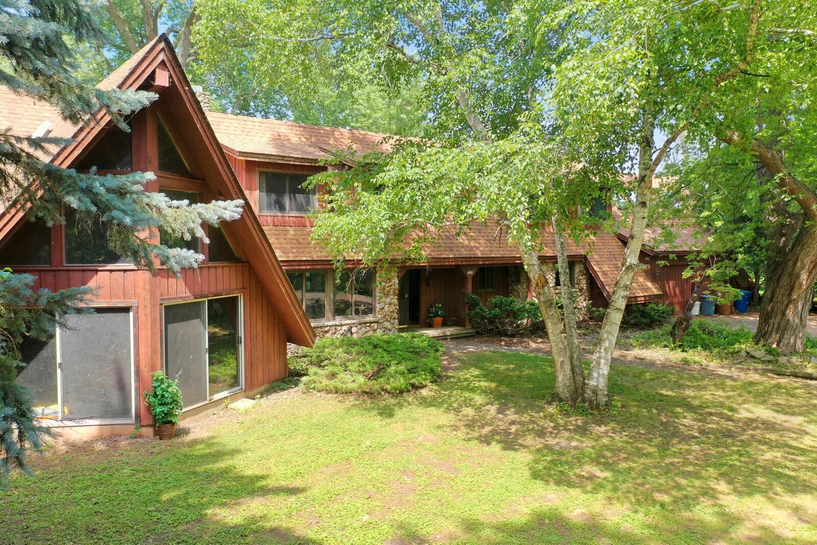 Property Photo: 200 Lake Road WI 54952-3419
