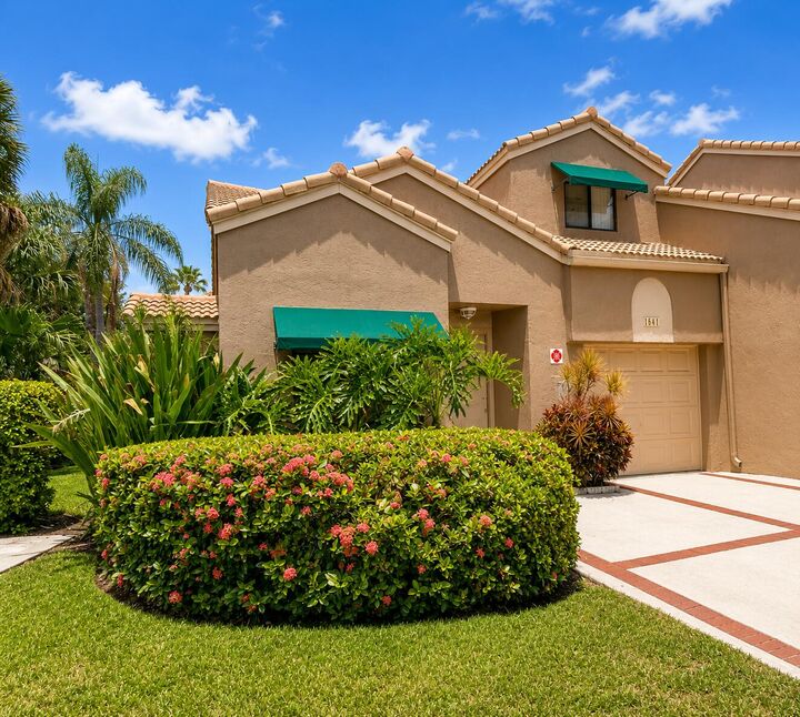 Property Photo:  1644 Cypress Pointe Drive 1-9  FL 33071 