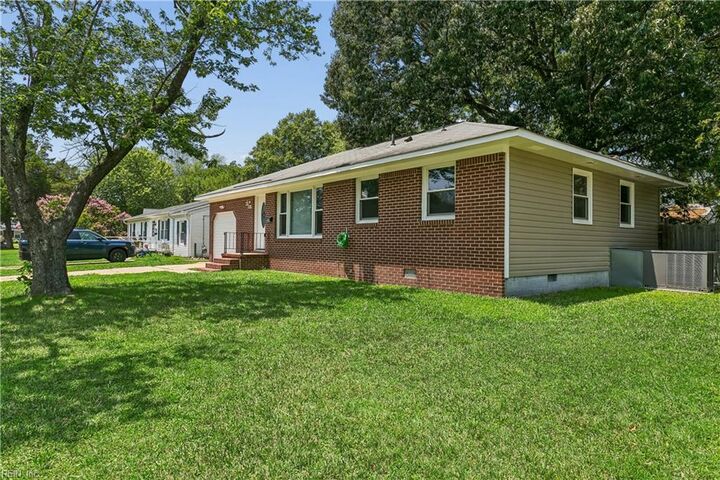 Property Photo: 263 Exeter Rd VA 23602