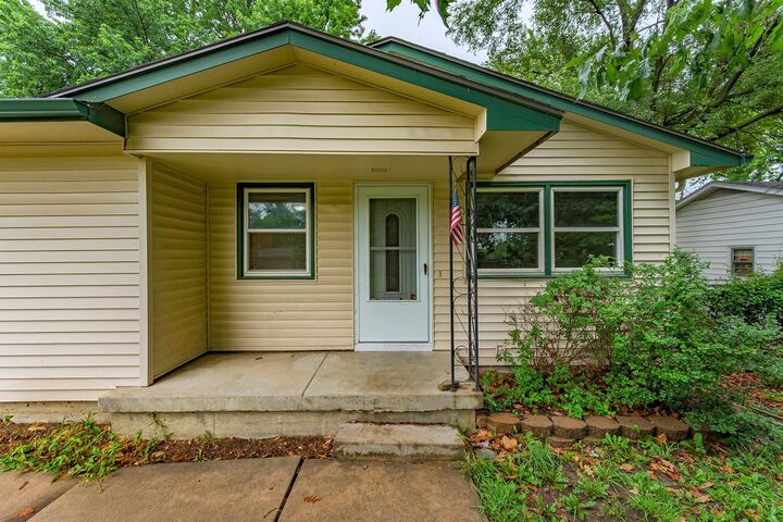 Property Photo:  6334 N Scottsville St  KS 67219-1710 