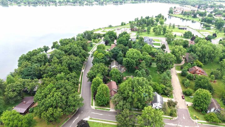 Property Photo:  1020 Lakeside Drive  WI 54660 