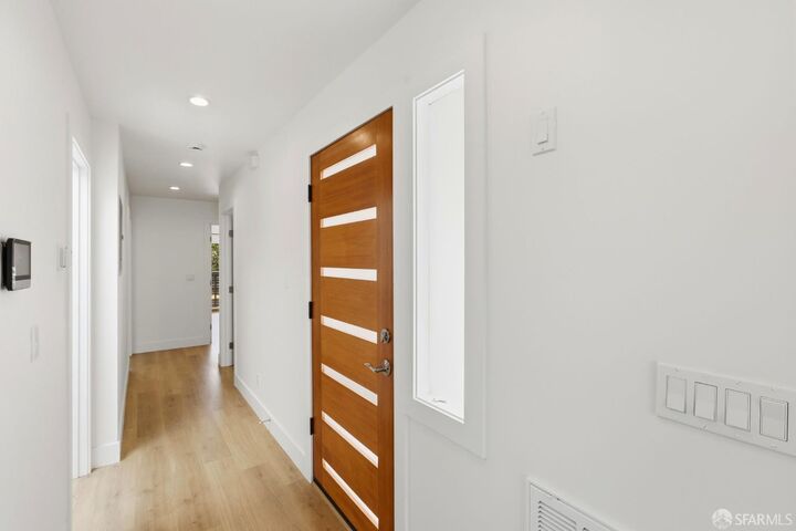 Property Photo:  329 Grafton Avenue  CA 94112 