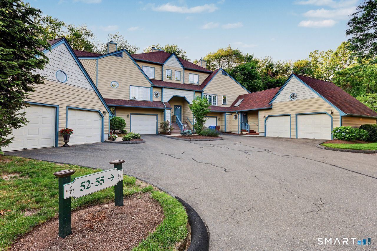 Property Photo: 55 Jardin Circle 55 CT 06484