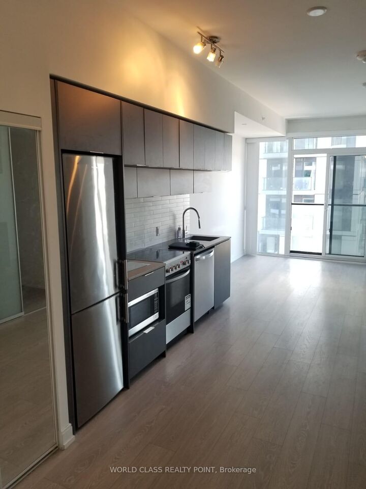 Property Photo: 181 Dundas Street E 4702 ON M5A 0N5
