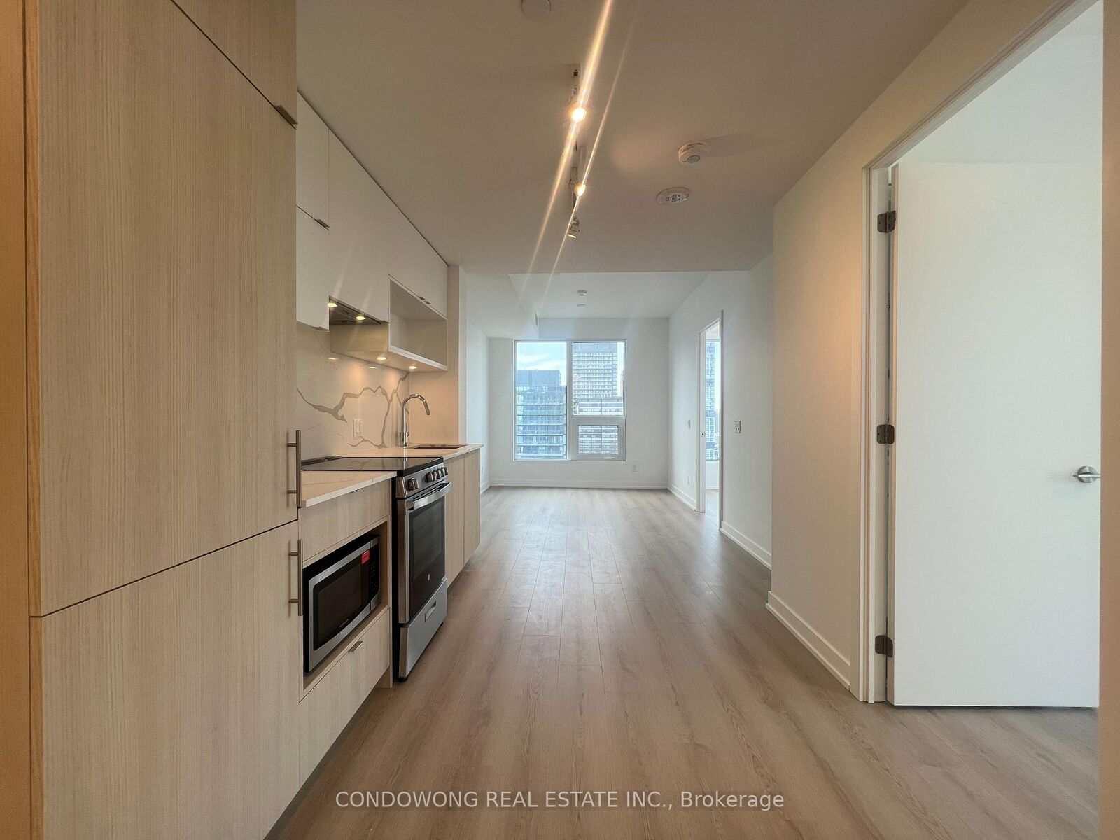 Property Photo: 100 Queen Street E 3603 ON M5C 0B5