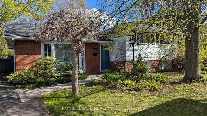 Property Photo: 5322 Windermere Drive ON L7L 3M1