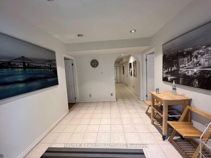Property Photo: 54 Cliffwood Road Bsmt A ON M2H 3J7