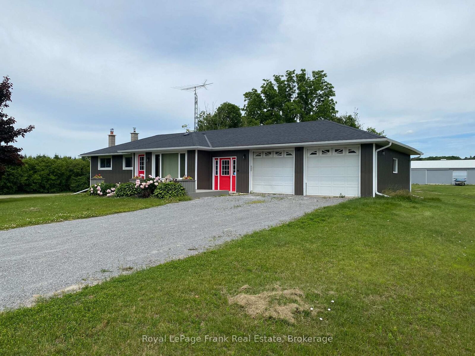 Property Photo: 2350 7th Line Lower Level ON L1A 3V5