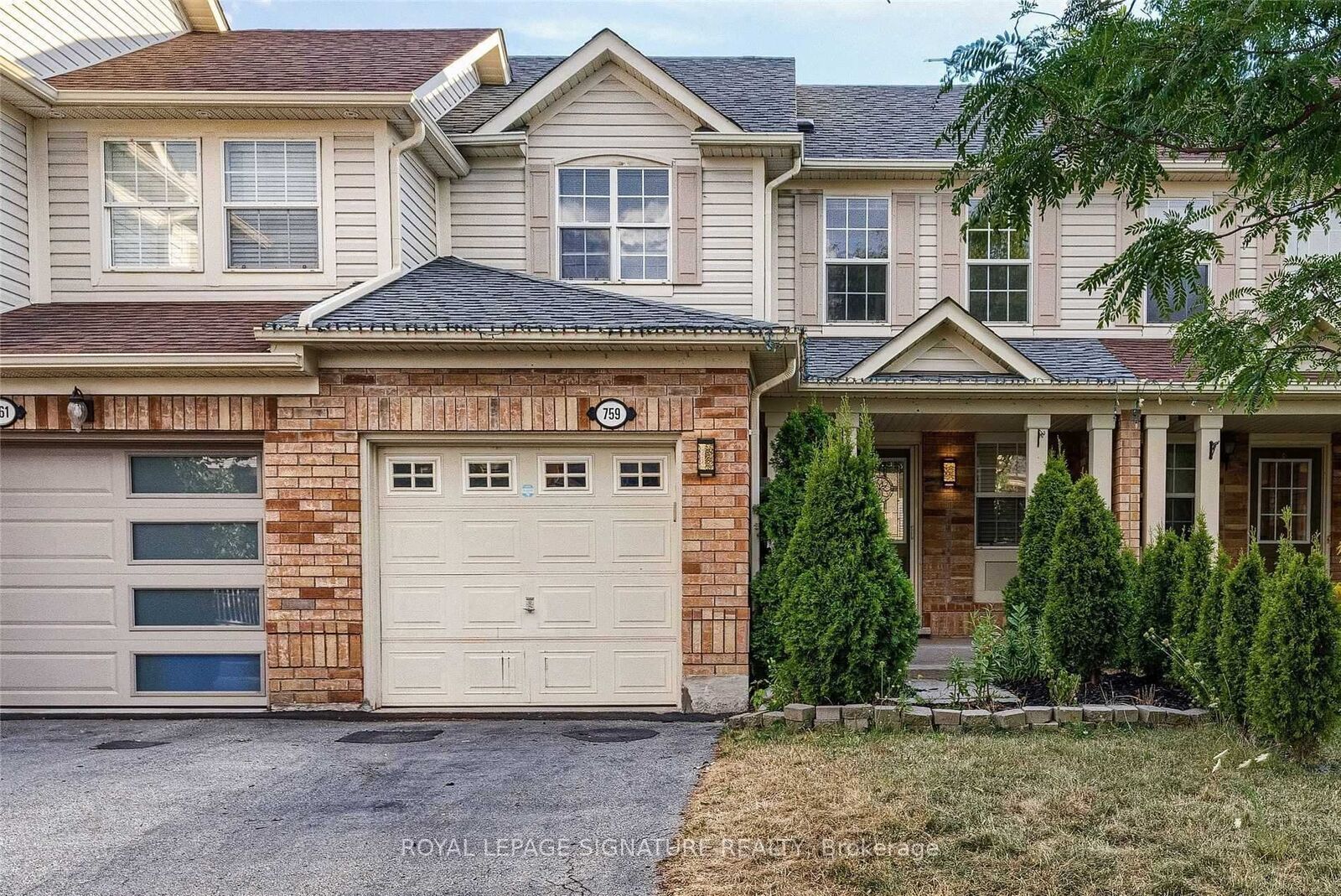 Property Photo:  759 Edwards Avenue  ON L9T 6B3 