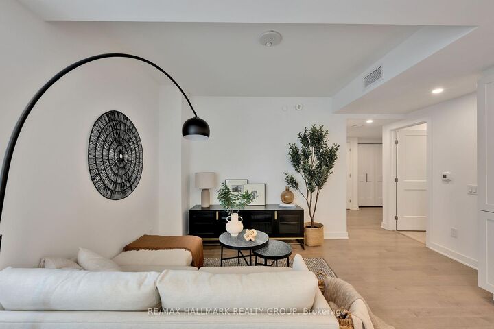 Property Photo:  340 Queen Street 906  ON K1R 0G1 