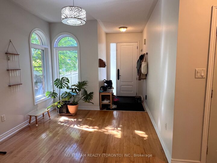 Property Photo:  195 Cabernet Road  ON L4J 8V8 