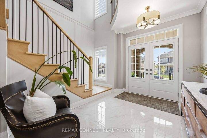 Property Photo: 56 Robin Trail ON L9L 0C9
