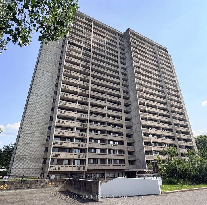 Property Photo: 415 Greenview Avenue 309 ON K2B 8G5