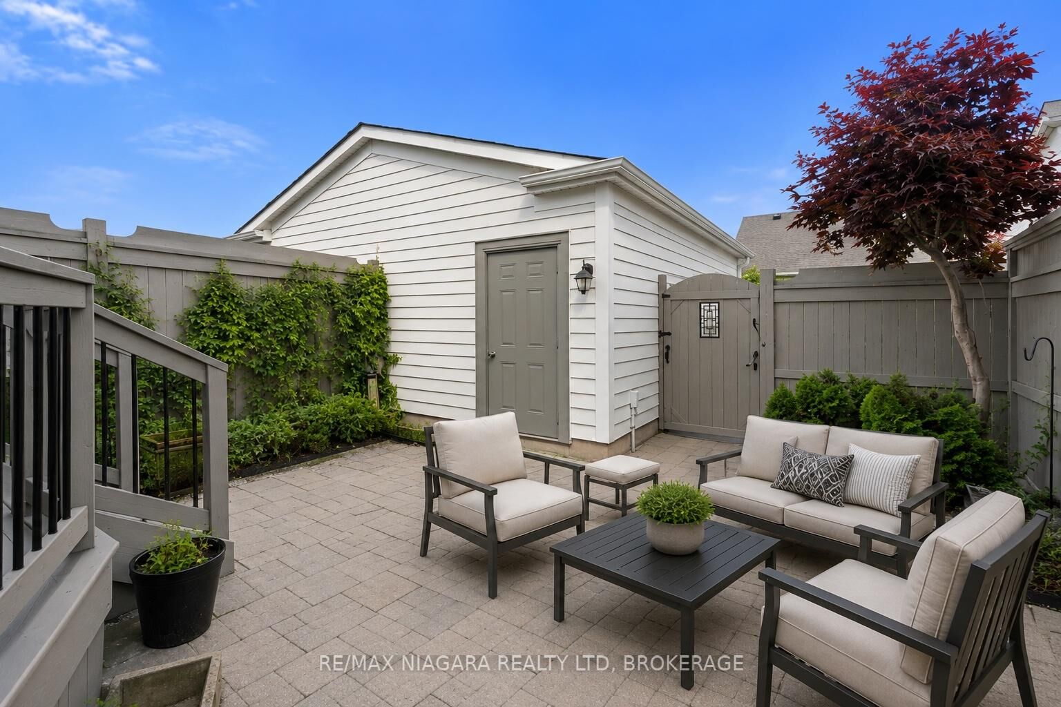 Property Photo:  16 Macdonell Road  ON L0S 1J0 