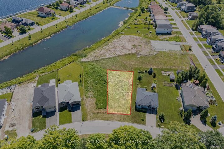 565 Taylor Drive — photo 1
