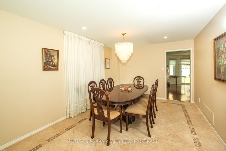 Property Photo: 120 Janesville Road ON L4J 7A2