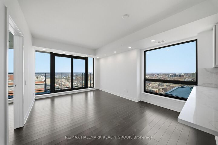 Property Photo: 180 George Street 2406 ON K1N 0G8