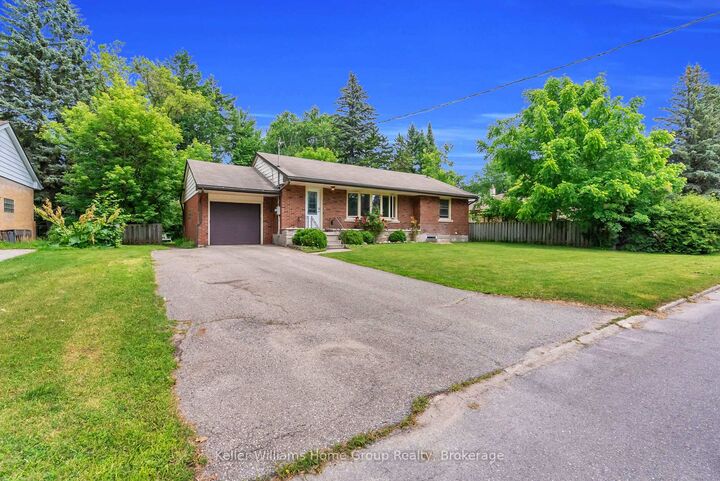 Property Photo:  24 Caledonia Street  ON N1G 2C5 