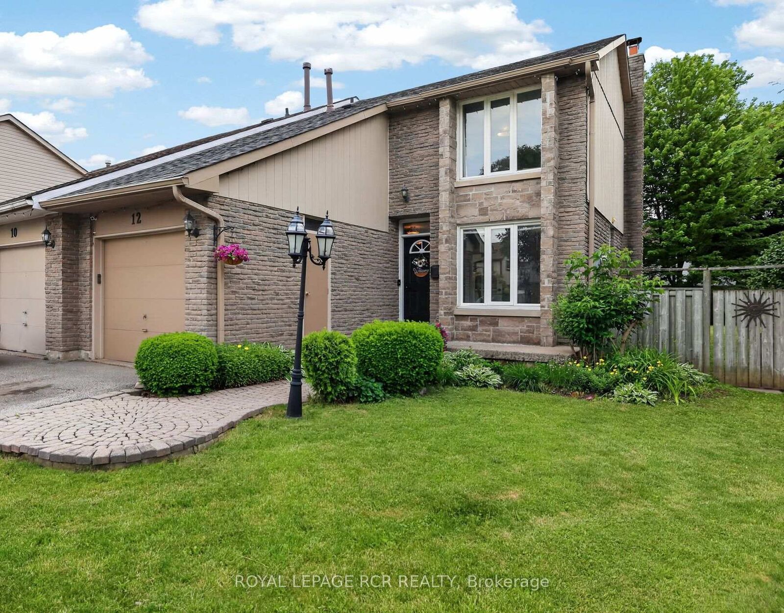 Property Photo:  12 Macassa Court  ON L6Z 1B3 