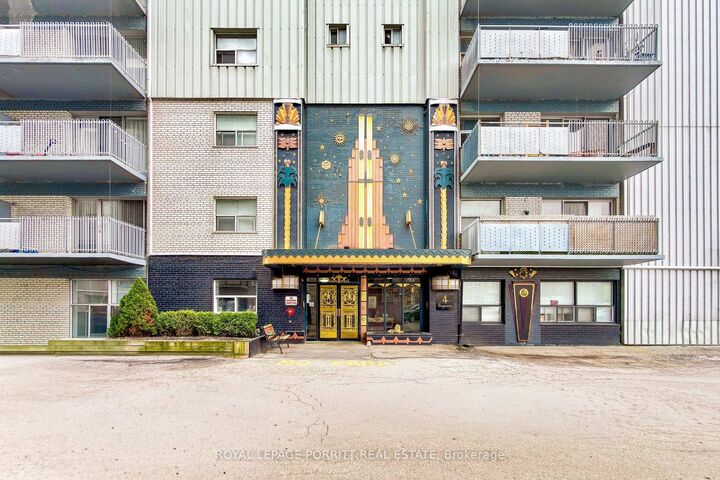 Property Photo: 4 Superior Avenue 8 ON M8V 2M4