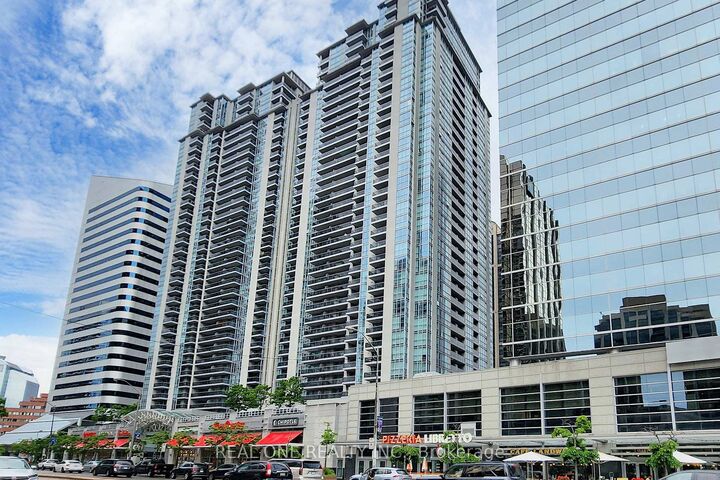 Property Photo: 4968 Yonge Street 1107 ON M2N 5N7