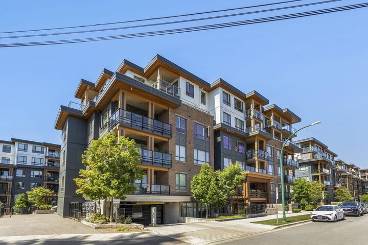 Property Photo: 721 Anskar Court 613 BC V3J 0L4