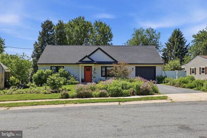 Property Photo:  2532 Speckled Drive  PA 17520 