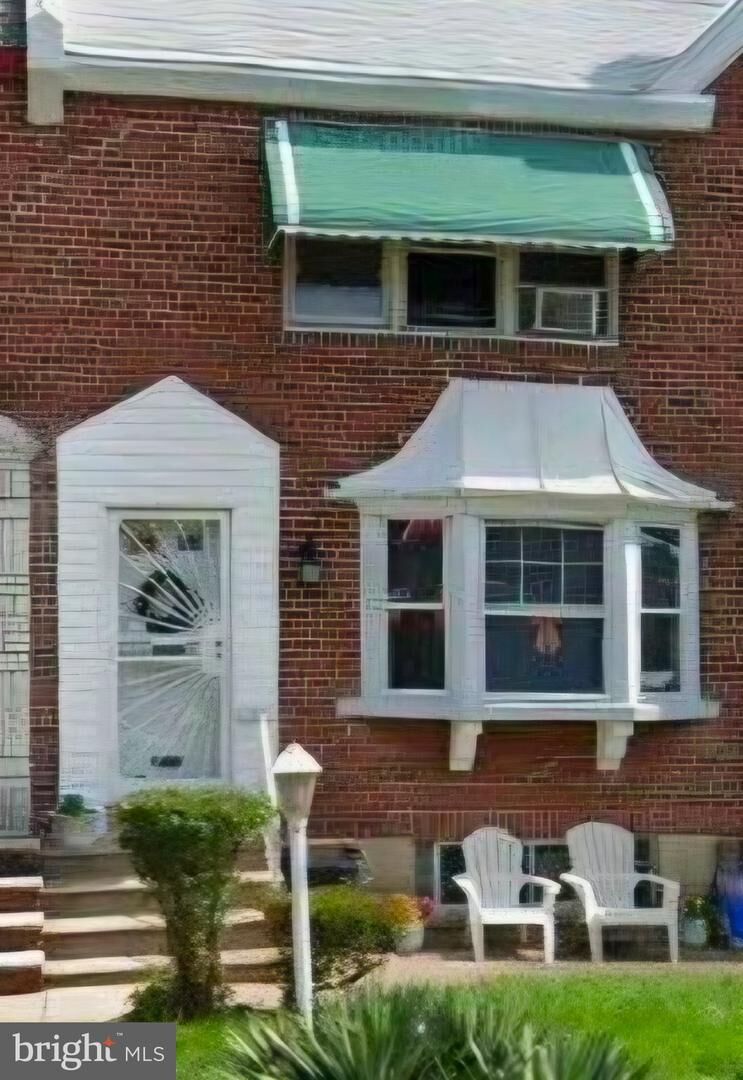Property Photo: 7545 Mayland Street PA 19138