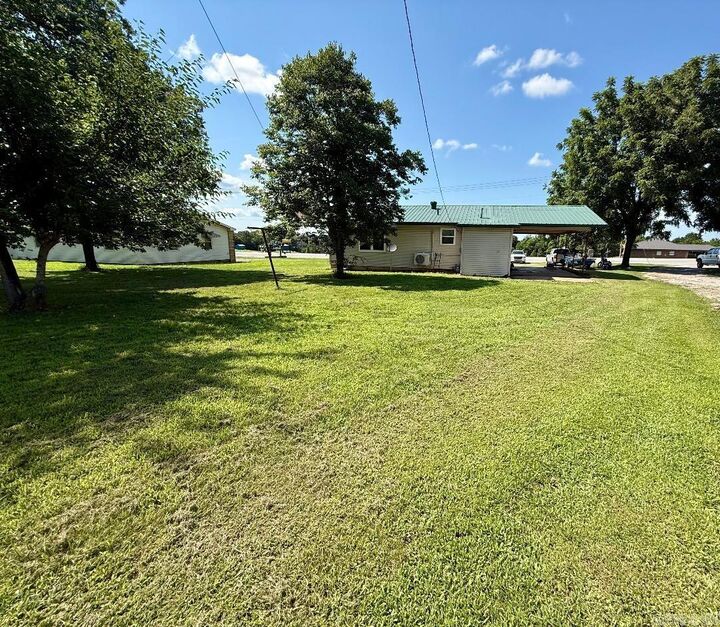 Property Photo:  1295 W Main Street  AR 72626 