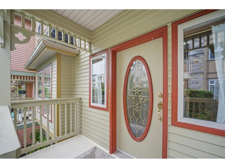 Property Photo:  15151 Buena Vista Avenue 6  BC V4B 1Y2 