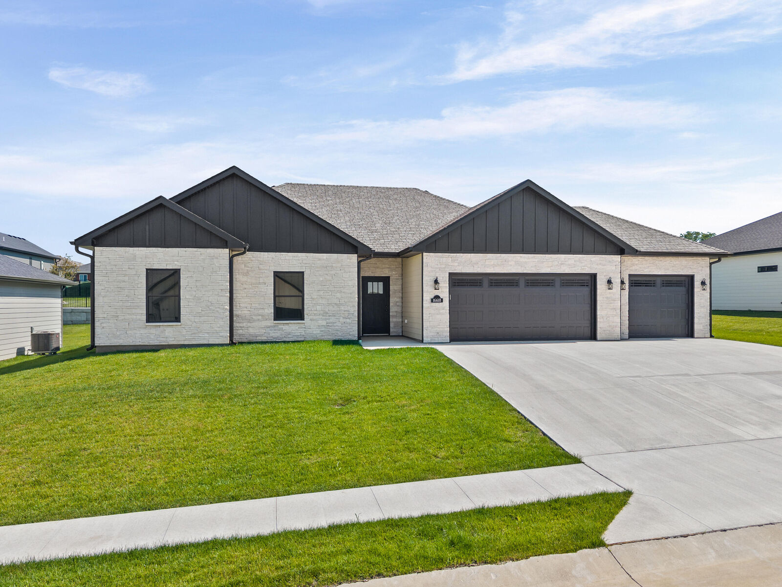 Property Photo:  16618 Klinton Dr  MO 65233 