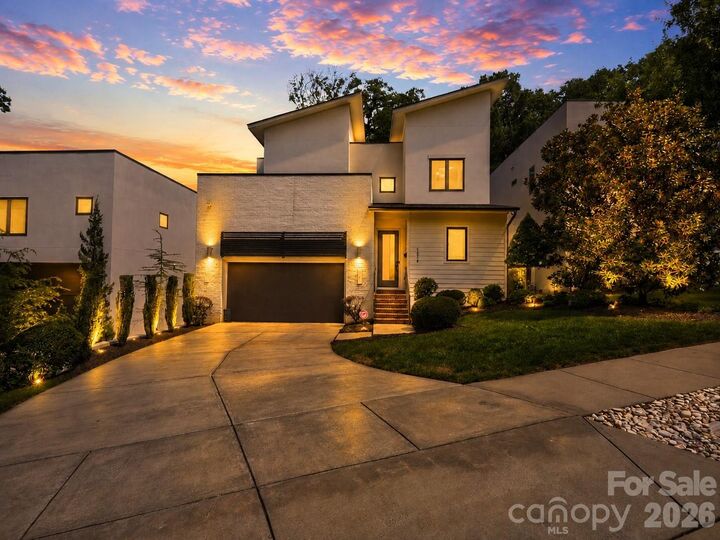 Property Photo: 1314 Levy Way NC 28205