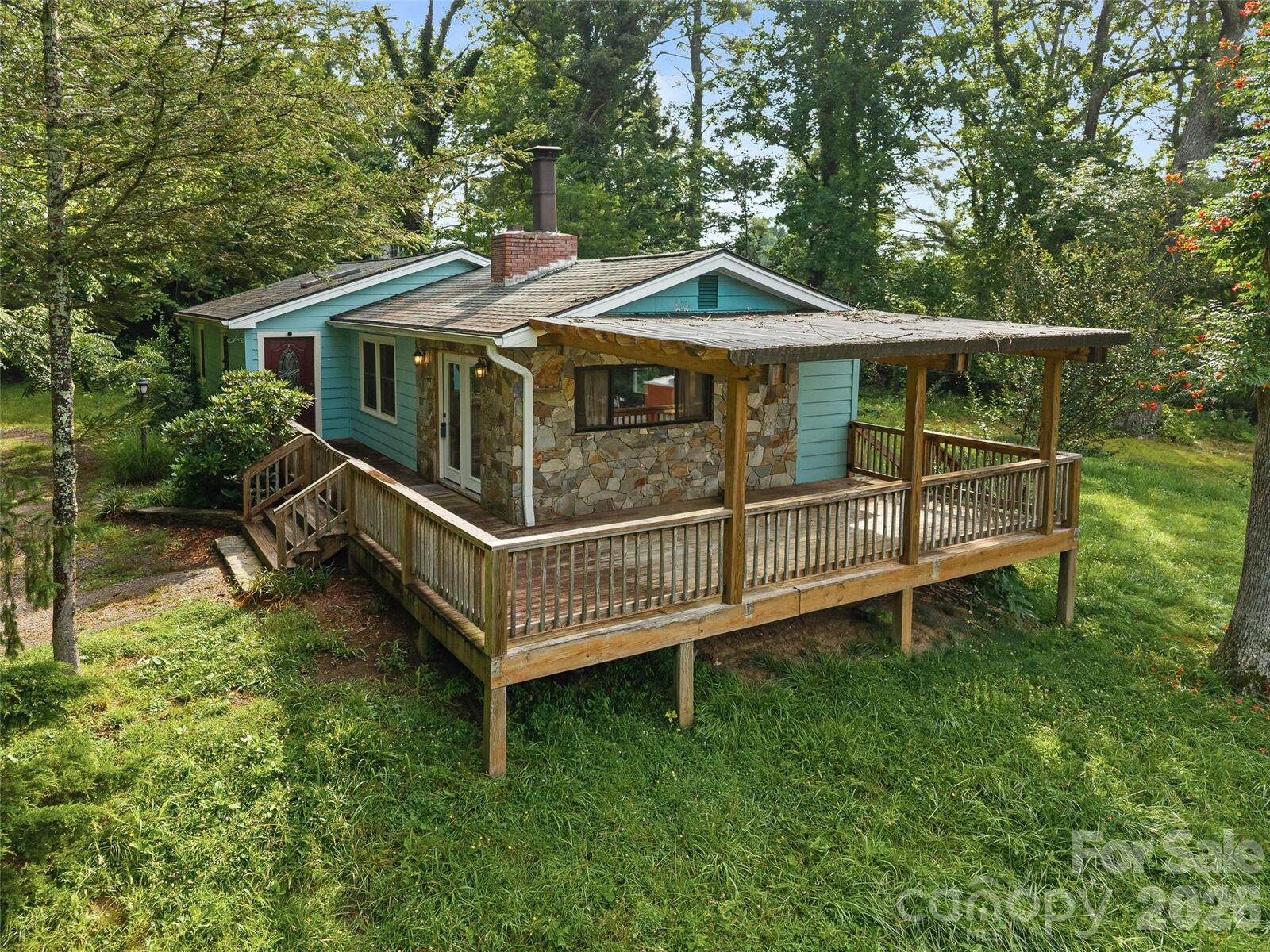 Property Photo: 1705 Willow Road NC 28739