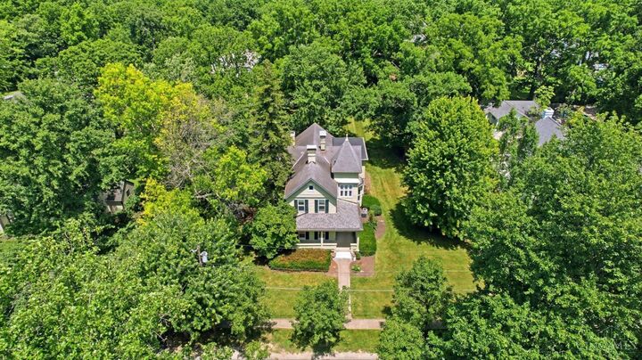 Property Photo: 302 Oxford Avenue OH 45174