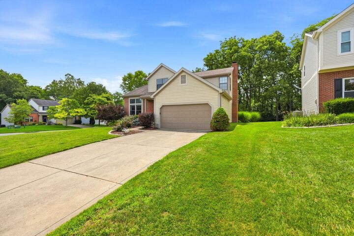 Property Photo:  7857 Glen Oaks Court  OH 45069 