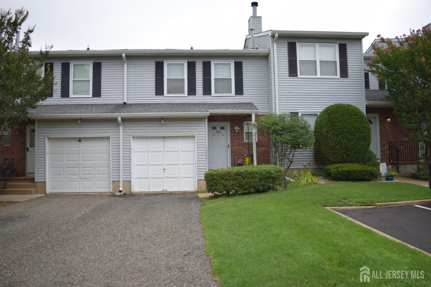Property Photo: 99 Brookview Circle NJ 08831