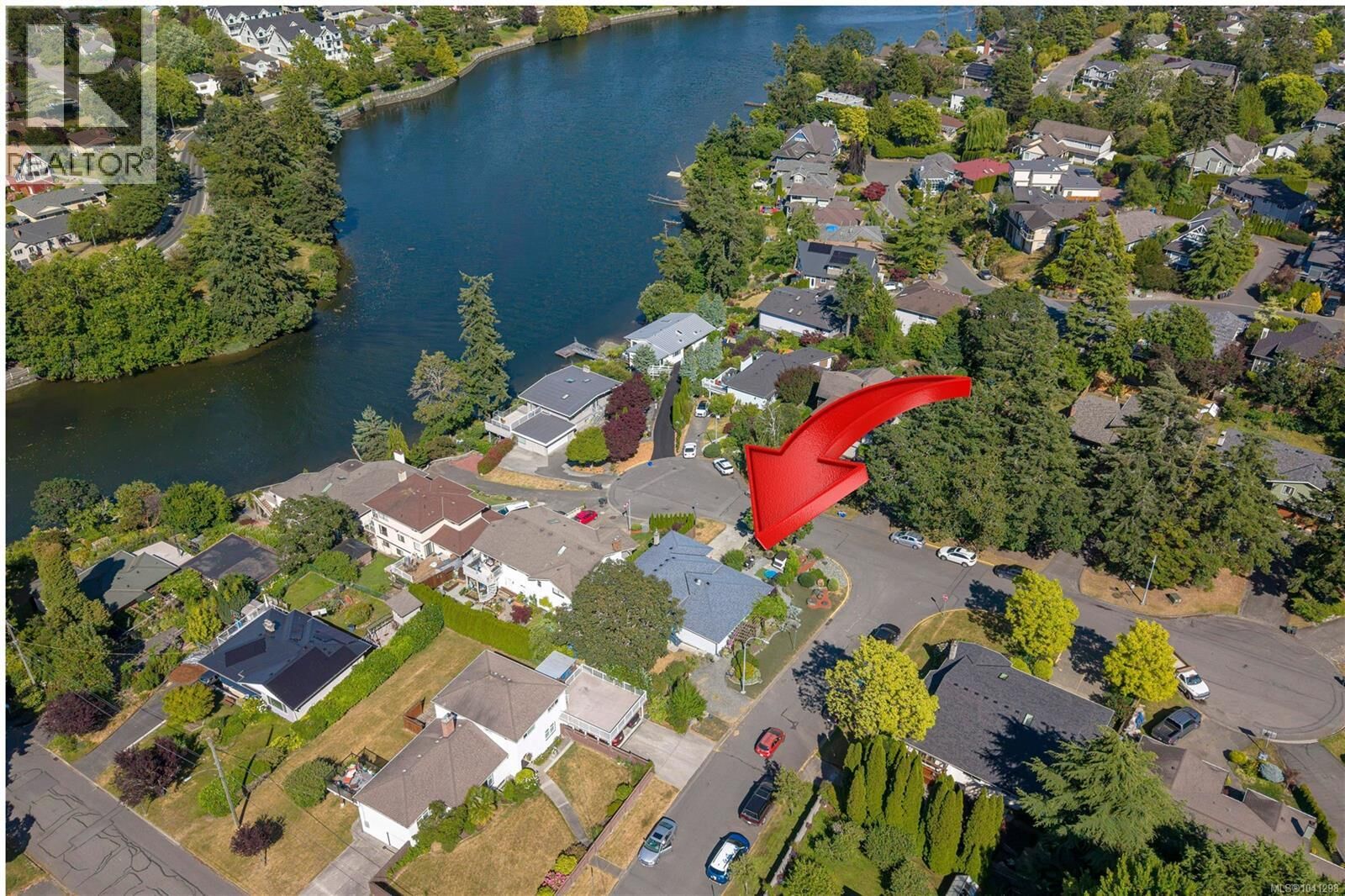 Property Photo: 928 Mesher Place BC V9A 6Z1