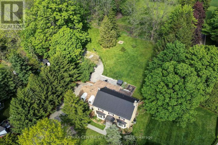 339 Sunset Drive — photo 1