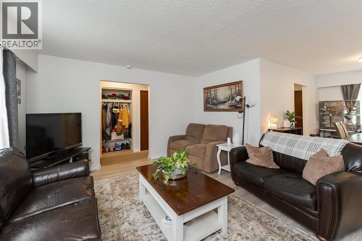Property Photo: 138 McLean Drive BC V2M 4R3