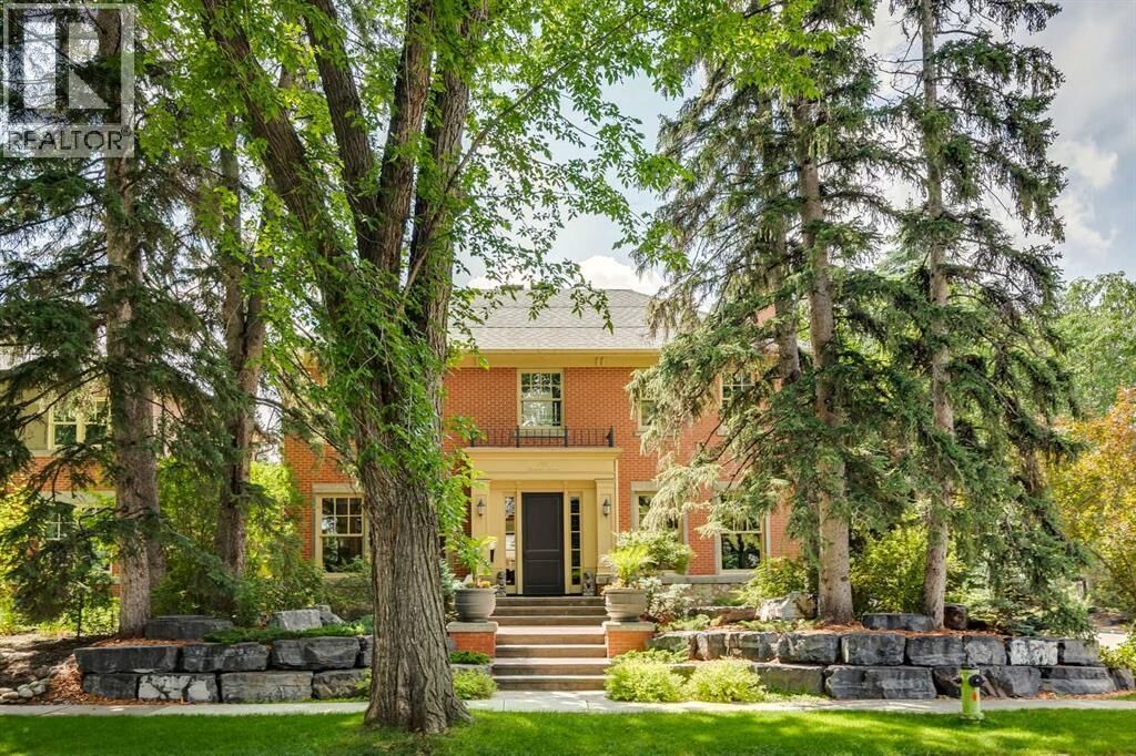 Property Photo:  729 Riverdale Avenue Southwest  AB T2S 0Y4 