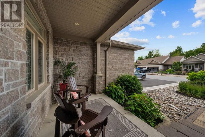 Property Photo:  239 Royal Landing Gate  ON K0G 1J0 