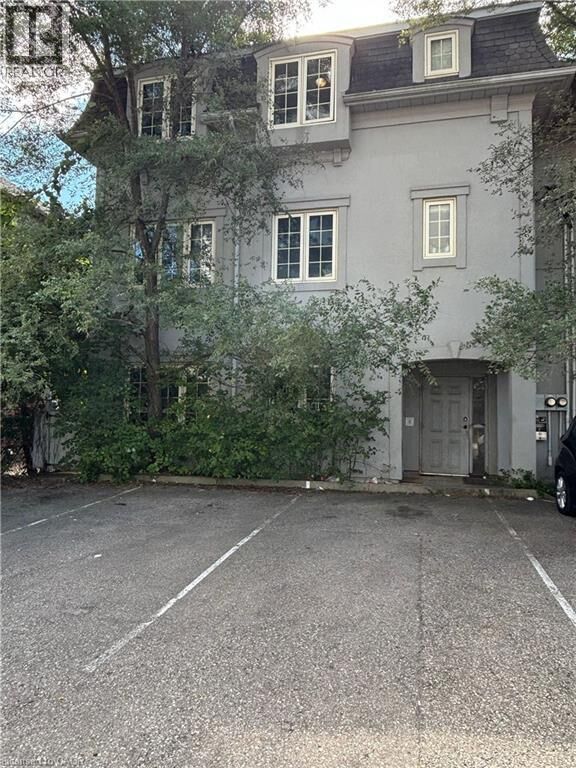 Property Photo: 124 King Street North 6 ON N2J 2X8