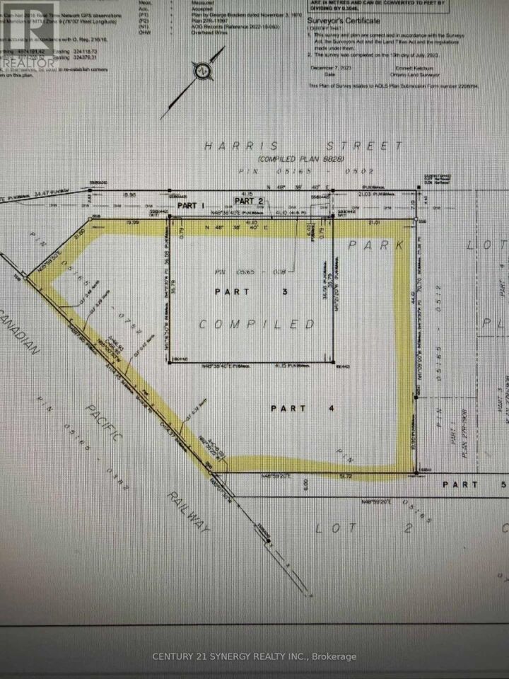 24 Harris Street East — photo 1