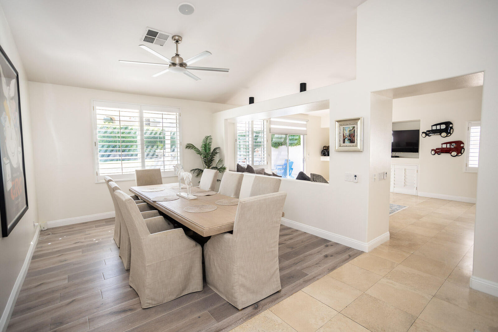 Property Photo: 40600 Via Fonda CA 92260